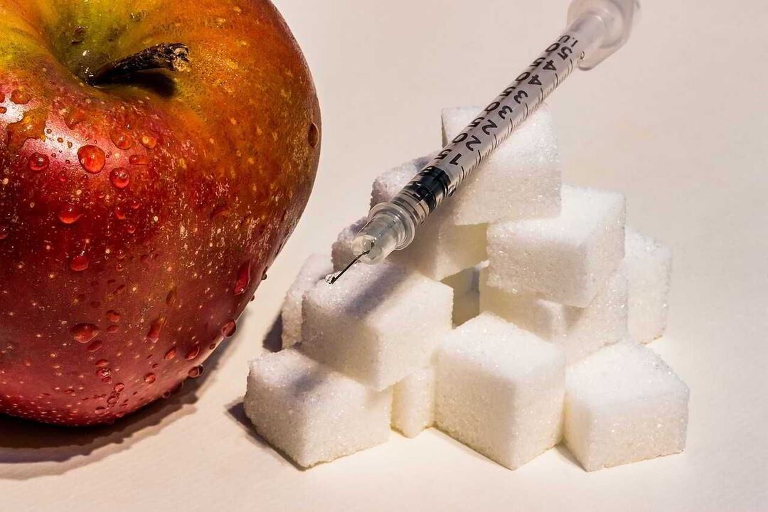 Le diabète sucré se développe dans le contexte du manque d'insuline et de l'augmentation du glucose dans le sang